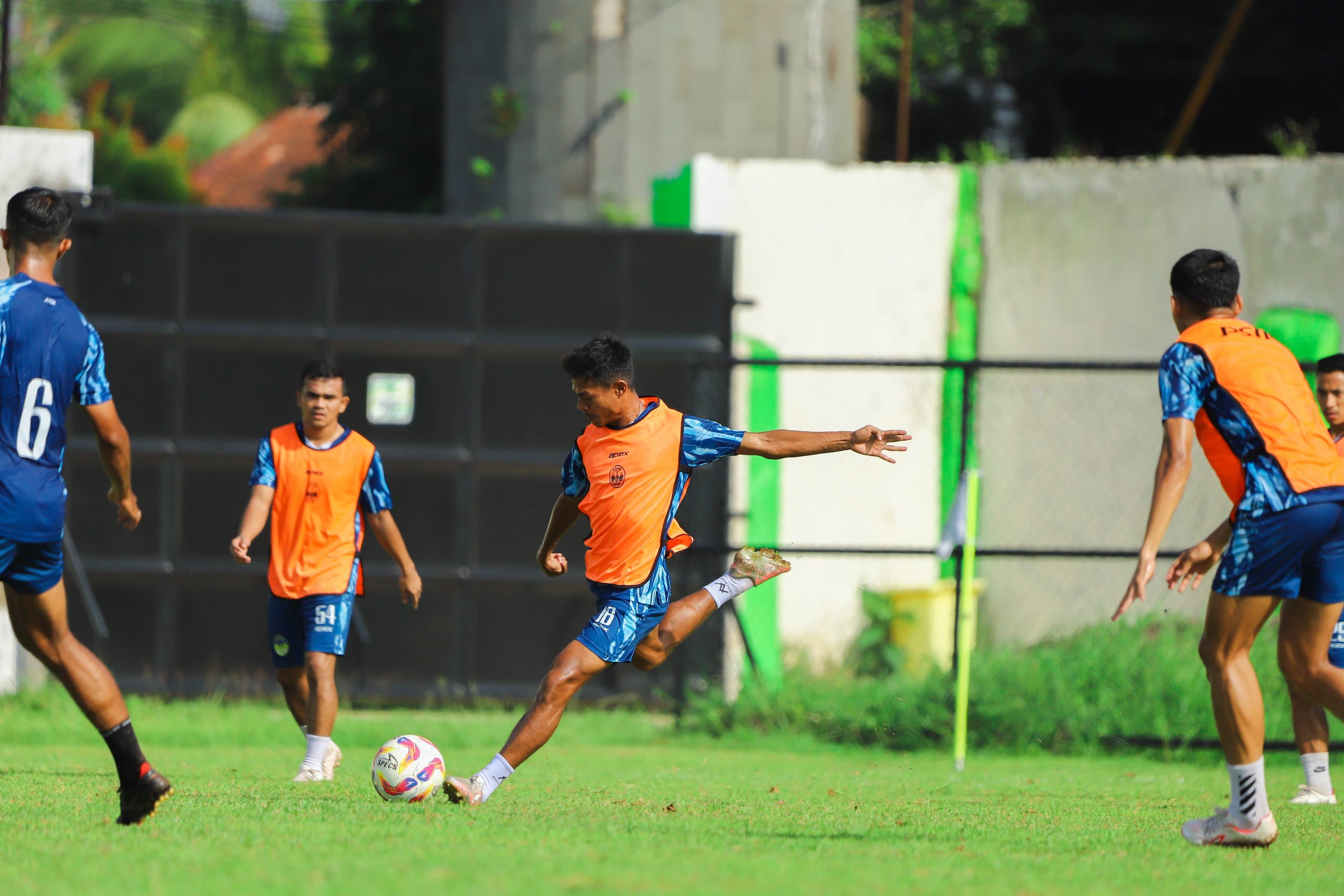 PSIM Jogja melakukan Official Training pada Selasa Pagi (19/11) pukul 07.30 WIB di Stadion Persikas, Subang.