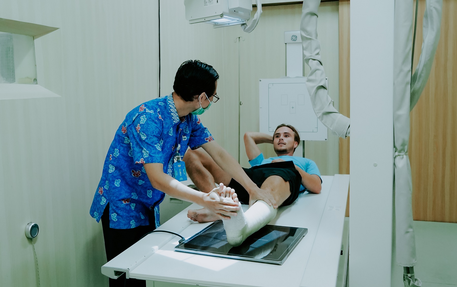 Dokter PSIM Jogja, Alban Ramadhan, menuturkan, cedera yang dialami Donny didiagnosis sebagai fraktur weber dengan kondisi yang tergolong baik.