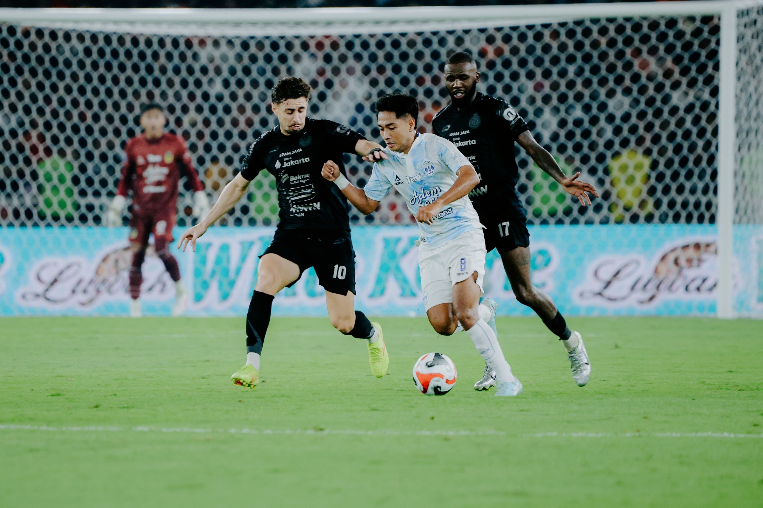 PSIM Jogja harus tunduk 2-0 atas Persija Jakarta di Stadion Utama Gelora Bung Karno (SUGBK) pada Jumat (28/11) pukul 19.00 WIB.
