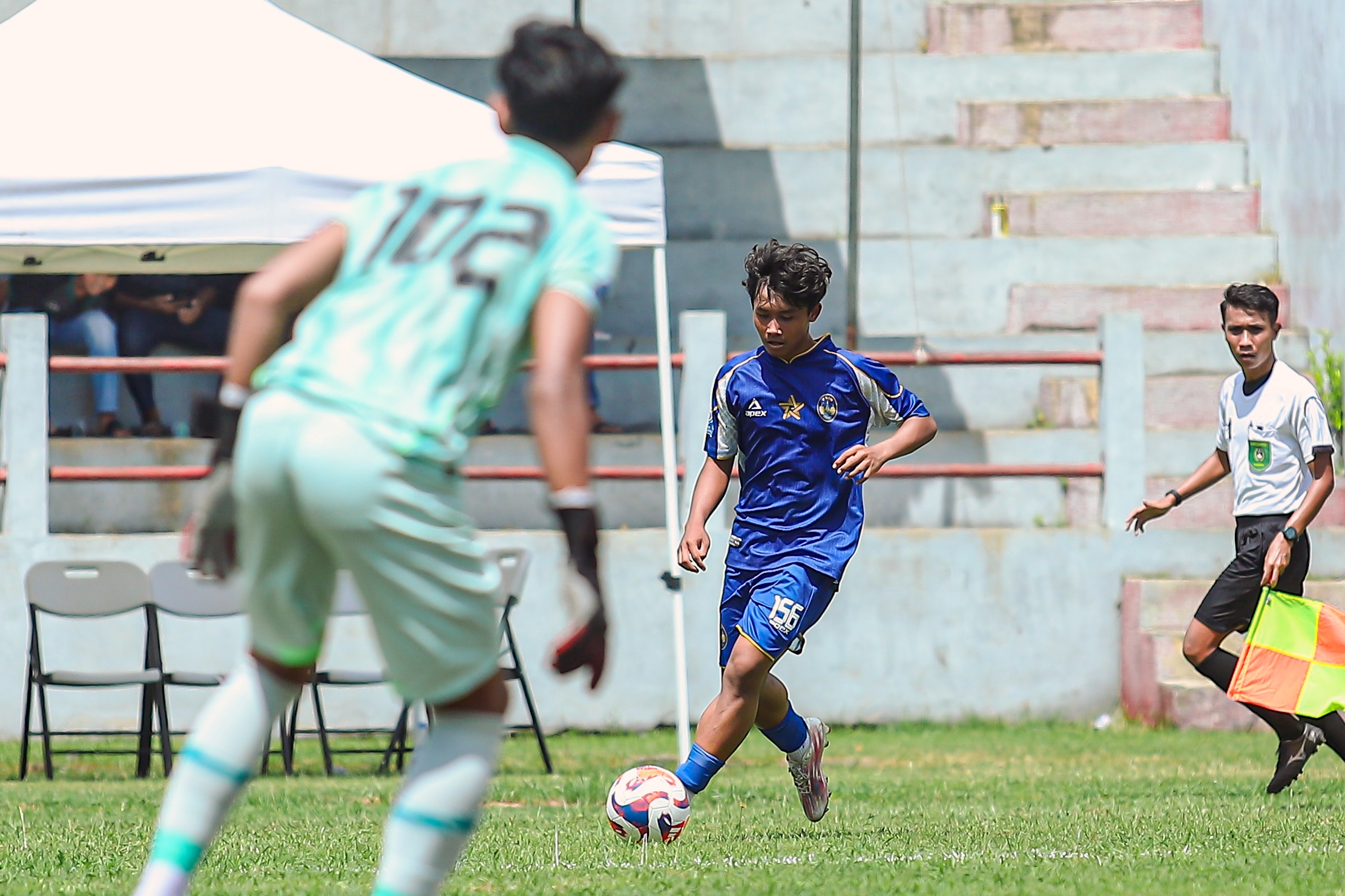 Laskar Mataram Muda kembali menunjukkan taringnya saat menjamu Persebaya Surabaya di Stadion Dwi Windu, Bantul.