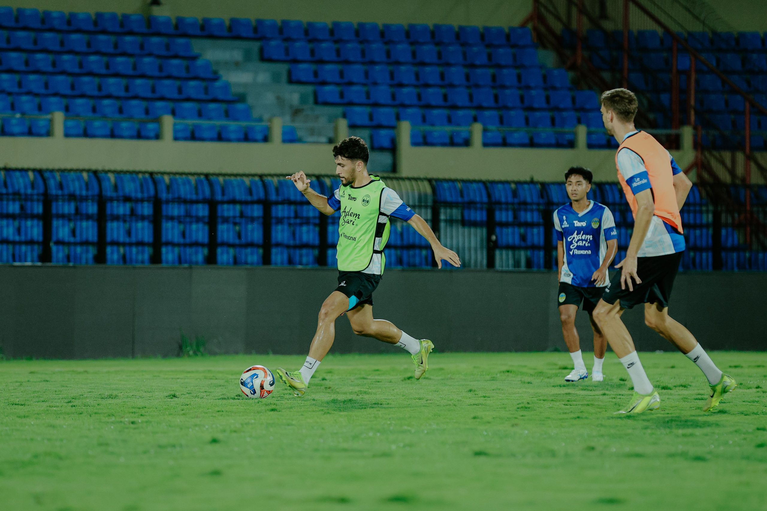 Laga tandang PSIM Jogja melawan Persijap Jepara menjadi momen spesial bagi Rahmatsho Rahmatzoda.
