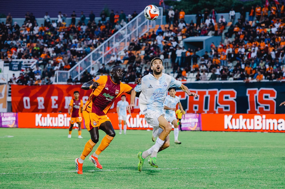 PSIM Jogja belum berhasil mencuri poin dalam laga tandang melawan Borneo FC Samarinda di Stadion Segiri, Minggu (1/2).