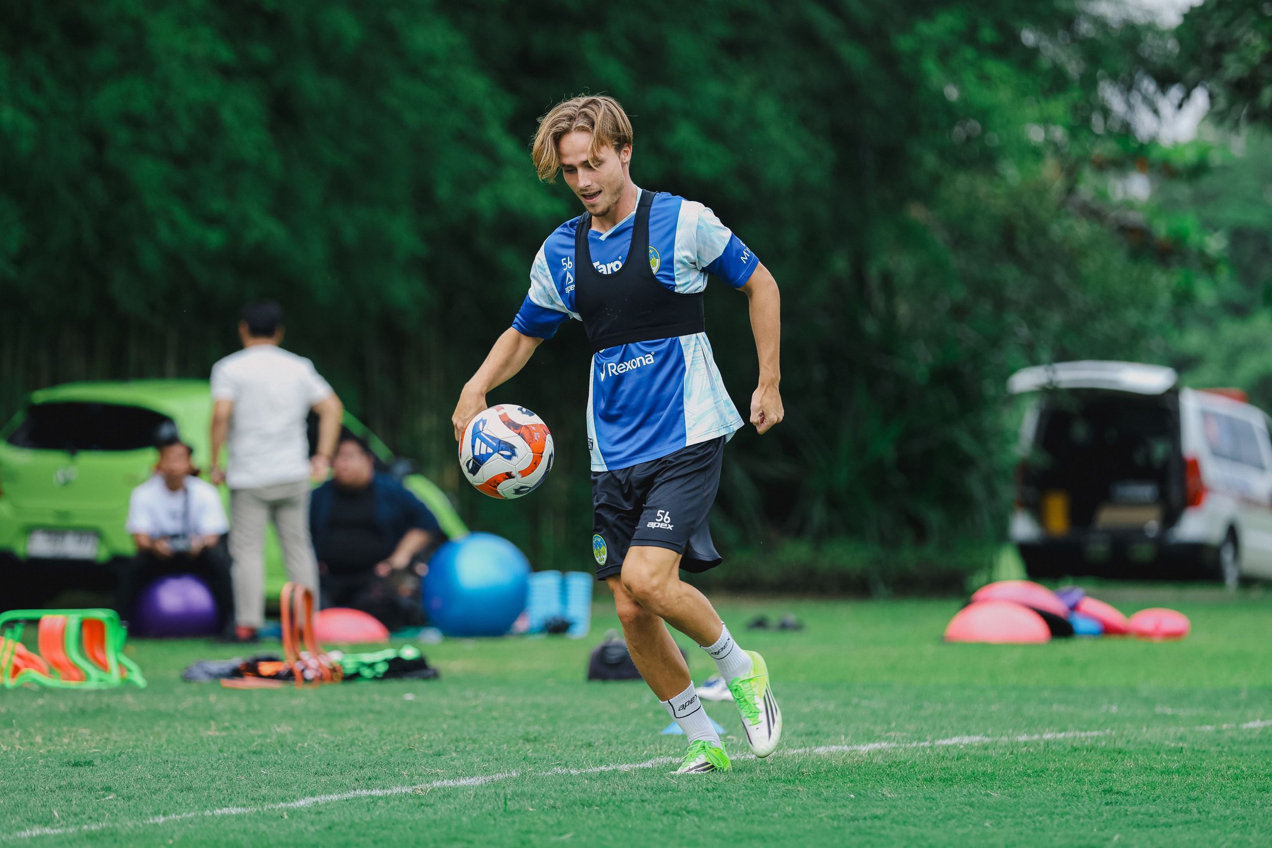 Skuad Laskar Mataram siap tampil dengan kekuatan penuh jelang laga kandang menjamu Bali United FC pada Senin (23/2) malam.