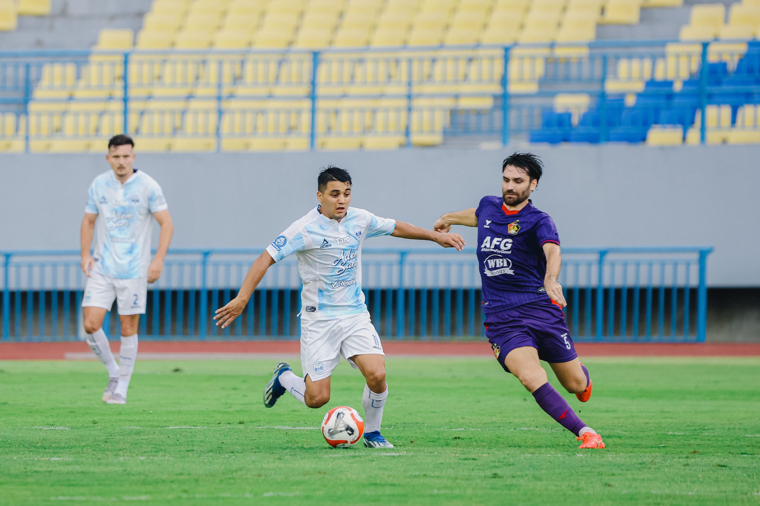 PSIM Jogja berhasil curi satu poin atas Persik Kediri di Stadion Gelora Joko, Samudro, Jumat (13/2) sore.