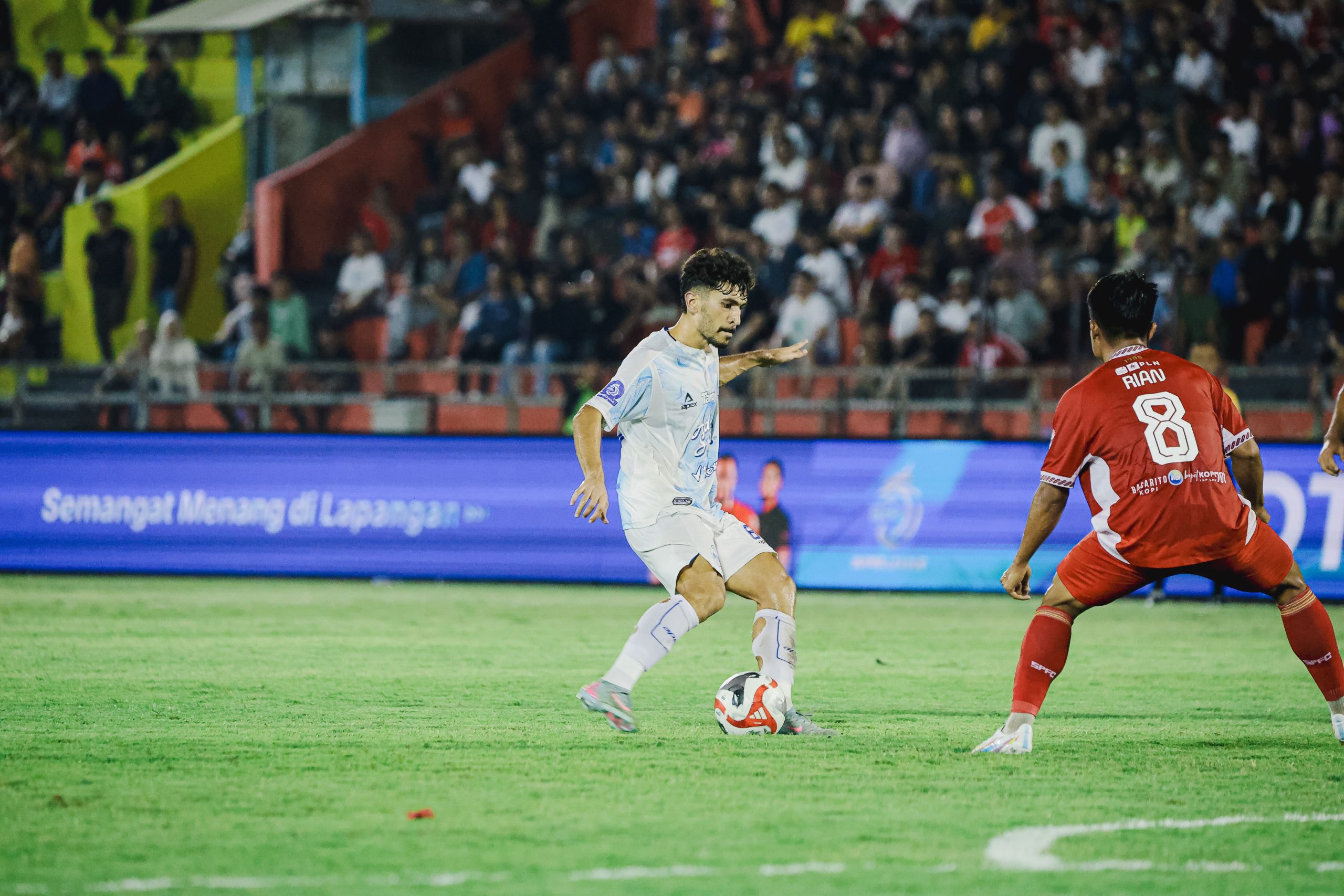 Salah satu pemain muslim PSIM Jogja, Rahmatsho Rahmatzoda membagikan kisahnya menjalani Ramadan 1447 Hijriyah di Indonesia.