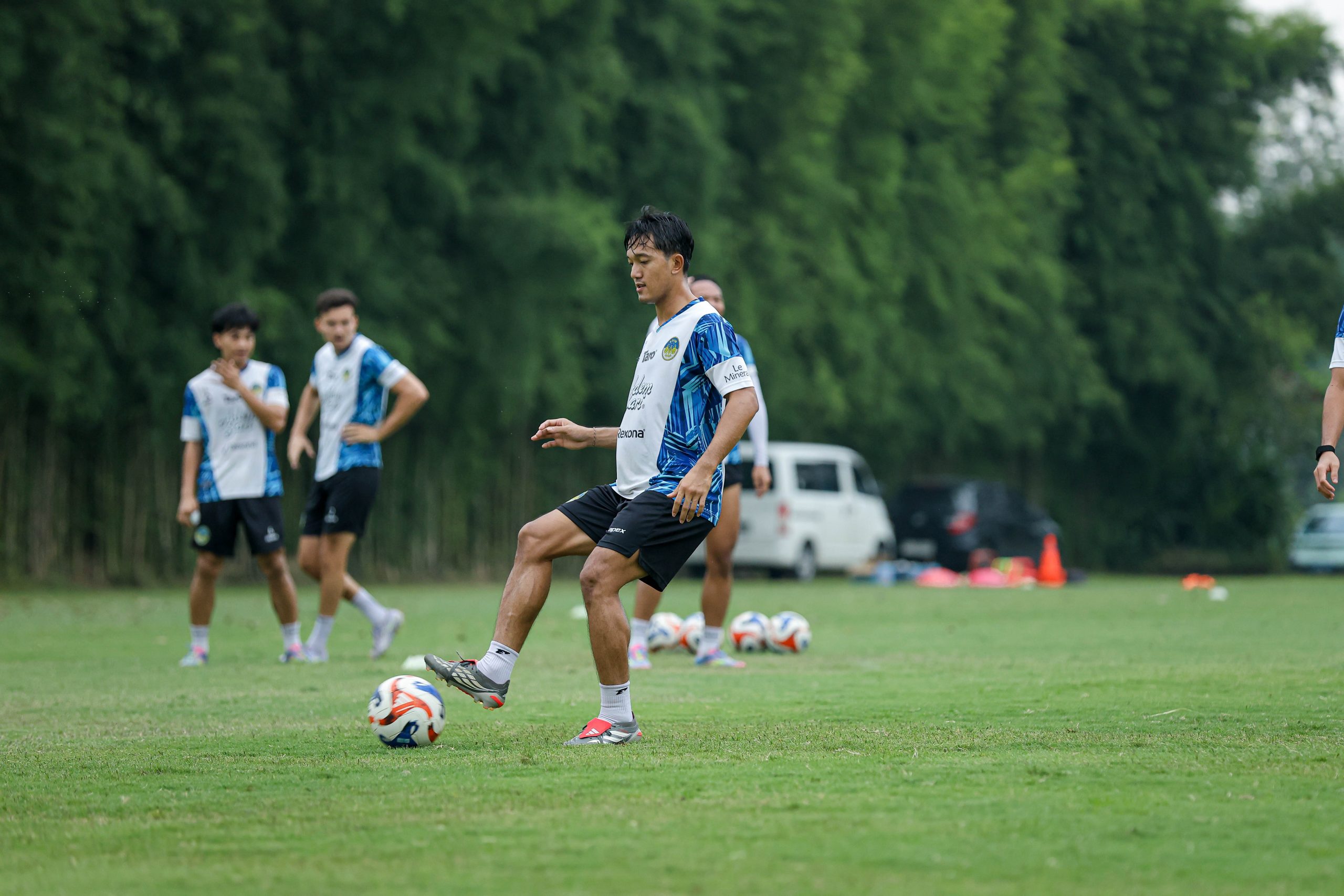 Jeda libur Idulfitri 1447 Hijriyah dimanfaatkan sebagian penggawa PSIM Jogja untuk mudik ke kampung halaman bagi yang merayakan lebaran.
