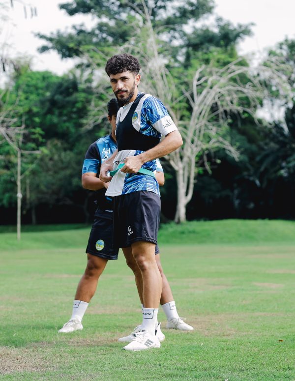 Tim medis PSIM Jogja membagikan kabar terbaru mengenai proses pemulihan cedera Rahmatsho Rahmatzoda dan Anton Fase.