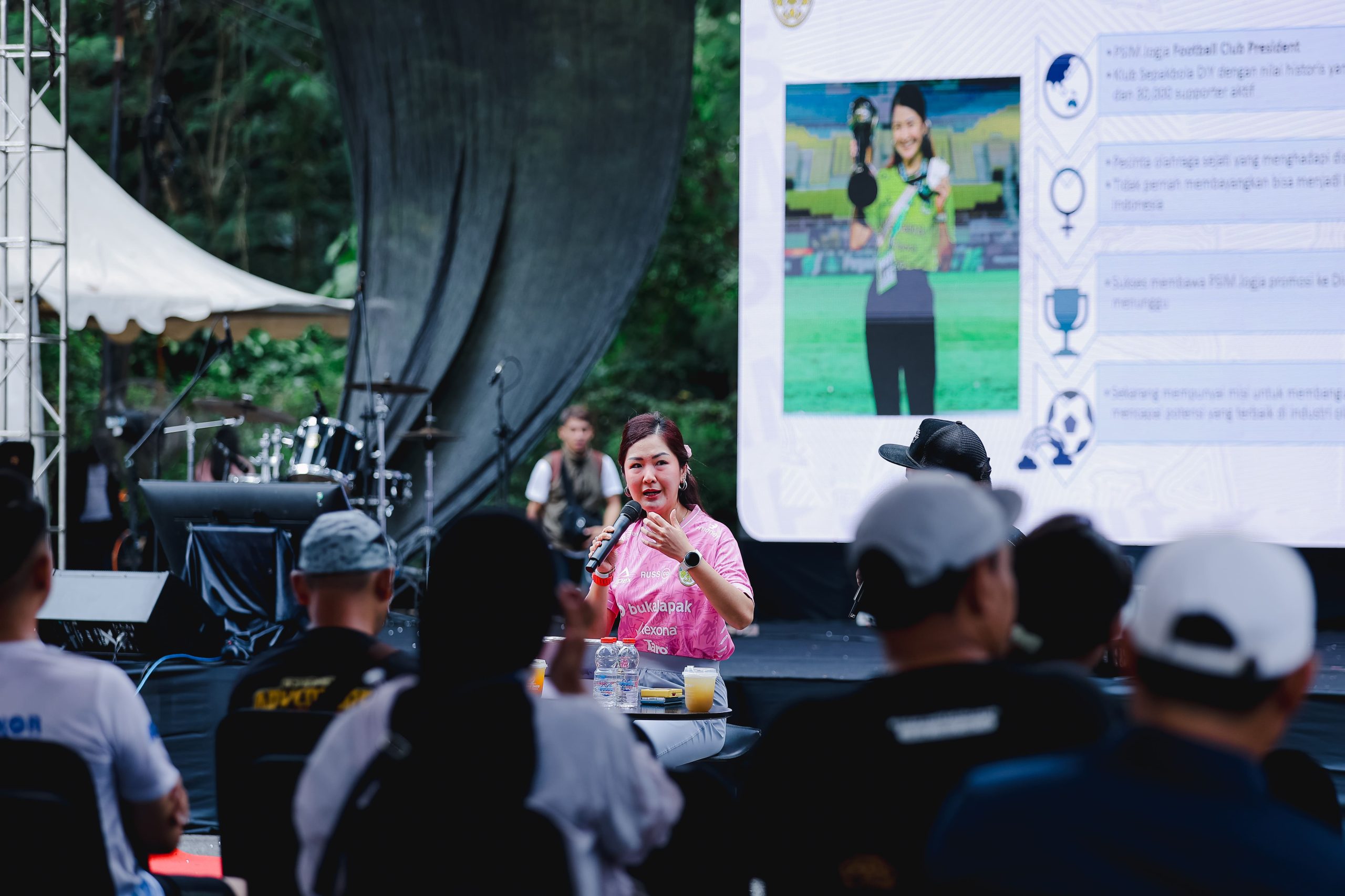 Direktur Utama PSIM Jogja, Yuliana Tasno, hadir sebagai pembicara dalam acara bertajuk Jogja Sport Streetwear Show 2026 pada Sabtu (6/6).