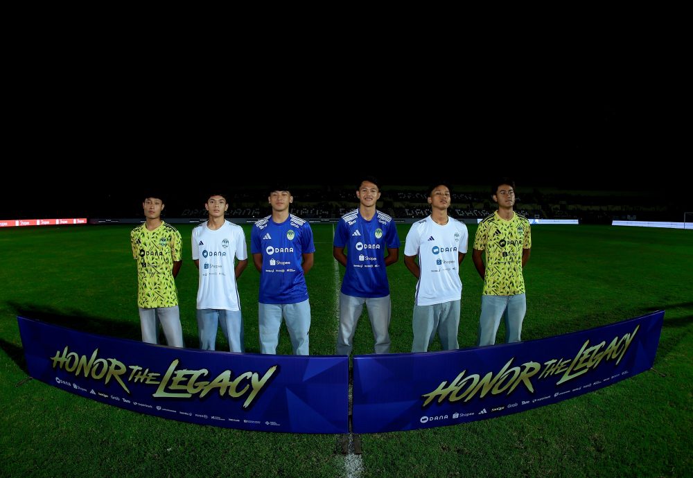 Manajemen PSIM Jogja secara resmi memperkenalkan seragam tanding terbaru hasil kolaborasi bersama Adidas pada Sabtu (29/8) malam.