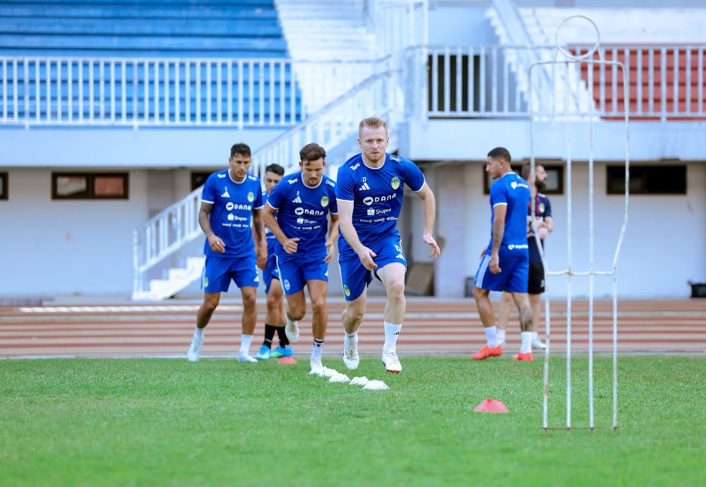 Adrian Purzycki telah menuntaskan masa hukuman kartu merah dan siap membela PSIM Jogja di Stadion Sultan Agung, Bantul, Jumat (16/10) sore.