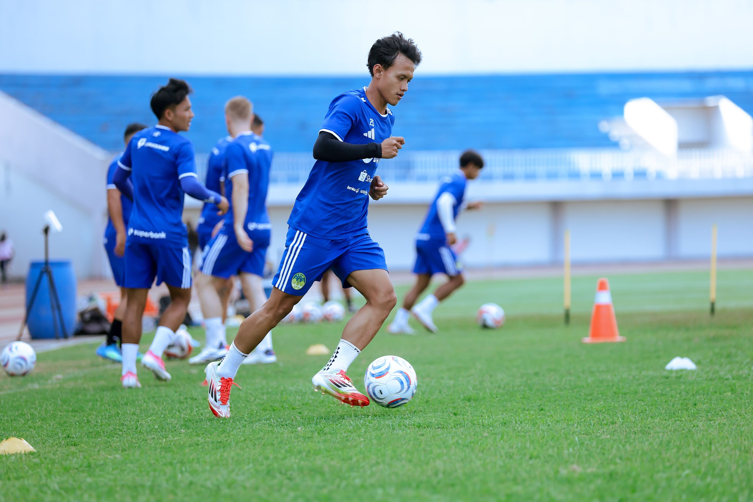 Catatan perjalanan dan pertemuan tim PSIM Jogja dan PSM Makassar jelang bergulirnya laga pekan kelima BRI Super League 2026/2027 sore ini.