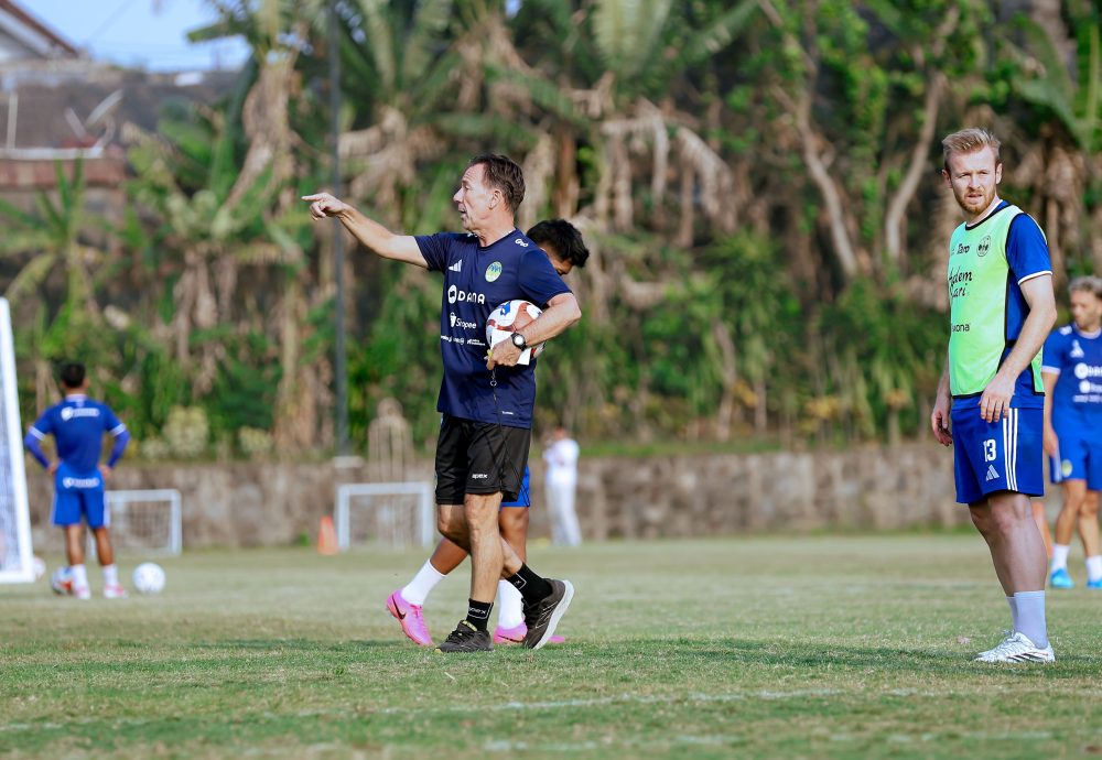 Skuad PSIM Jogja mengadakan sesi gim internal pada hari Sabtu (3/10) pagi di Lapangan Yogyakarta Independent School (YIS).
